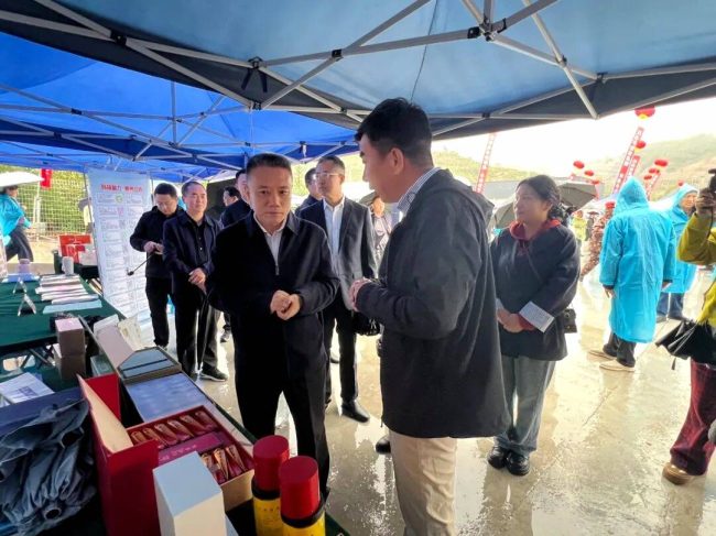 b8e2f1b52599430eb5cfeb0e421e924d