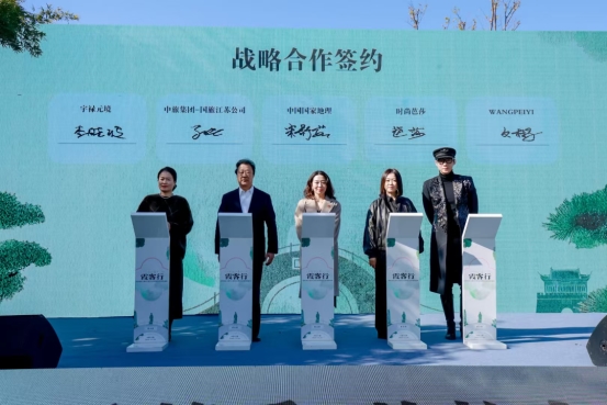 1764428425-045b92b4b4a442a